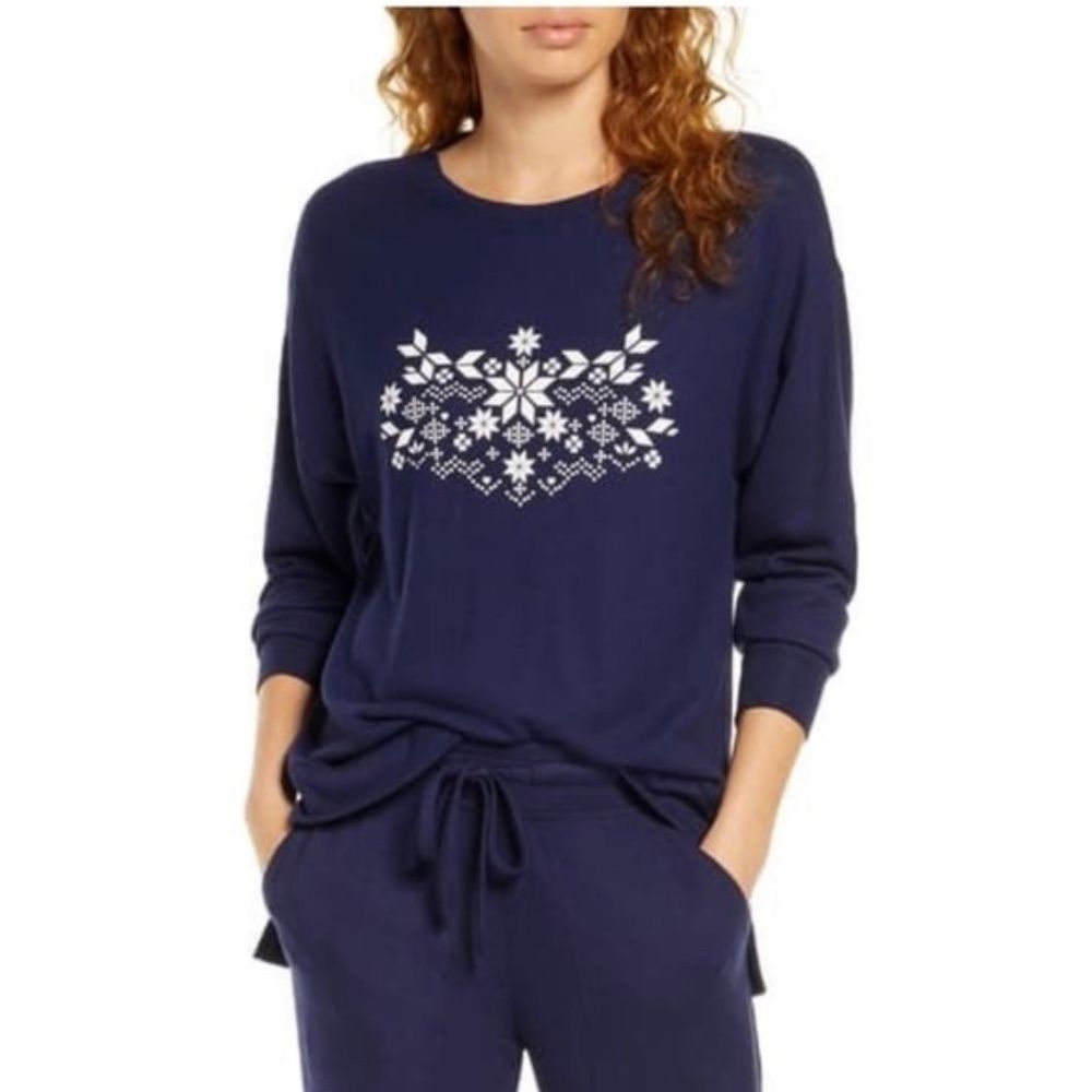 NWT BP from Nordstrom Cozy Lounge Top M navy Snowflake